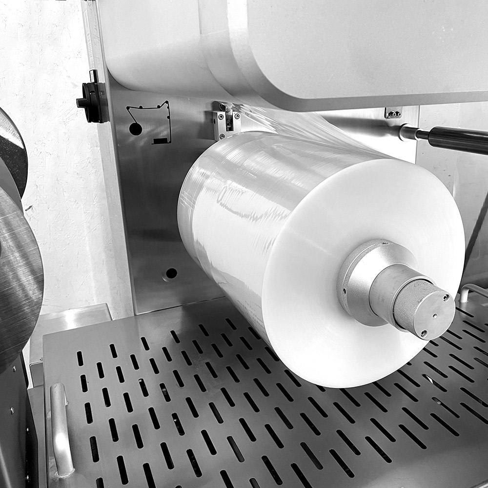 VacSeal Images on Machine copy VacSeal (non-forming films)